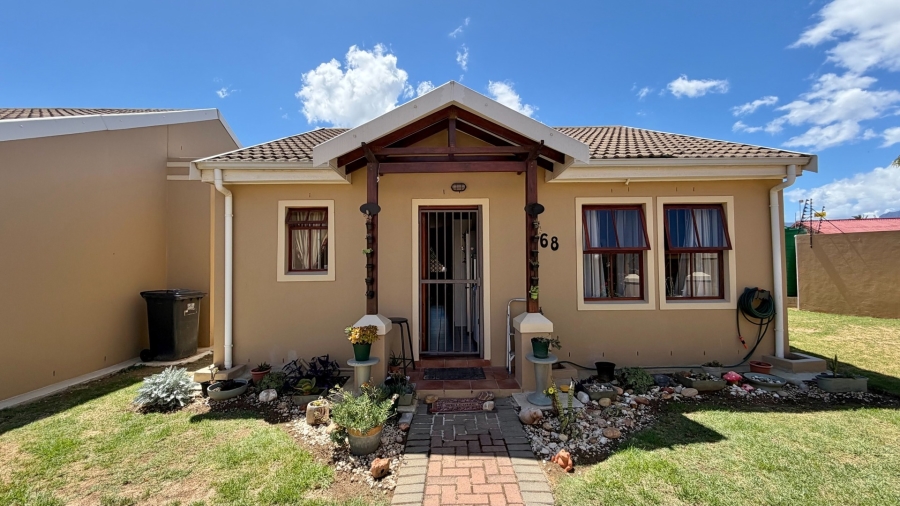 2 Bedroom Property for Sale in Twin Palms Western Cape